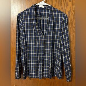 🔥Babaton Navy and Cream Plaid Button Down Shirt